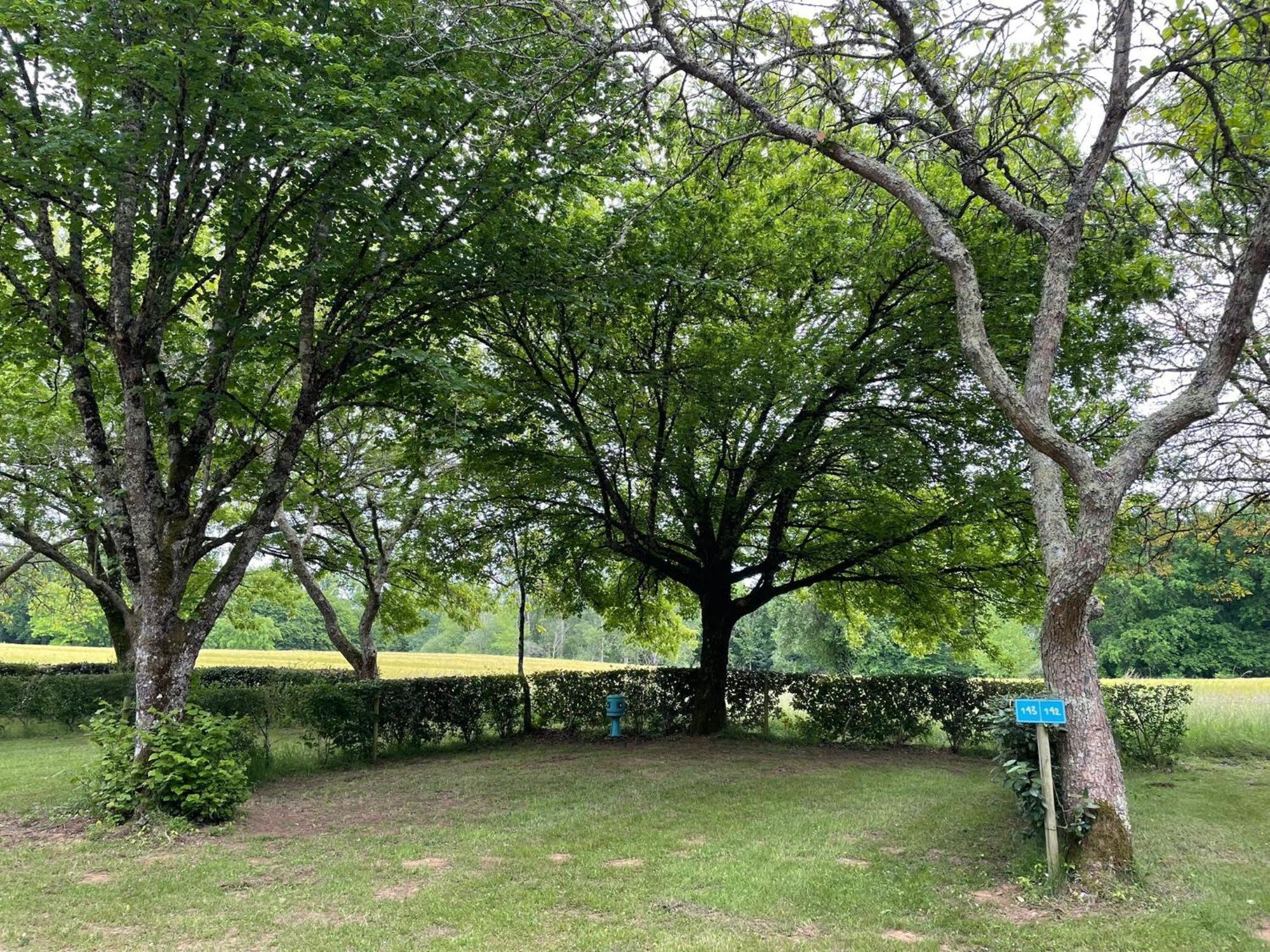 Camping Paradis De Maillac Sainte-Nathalène 외부 사진