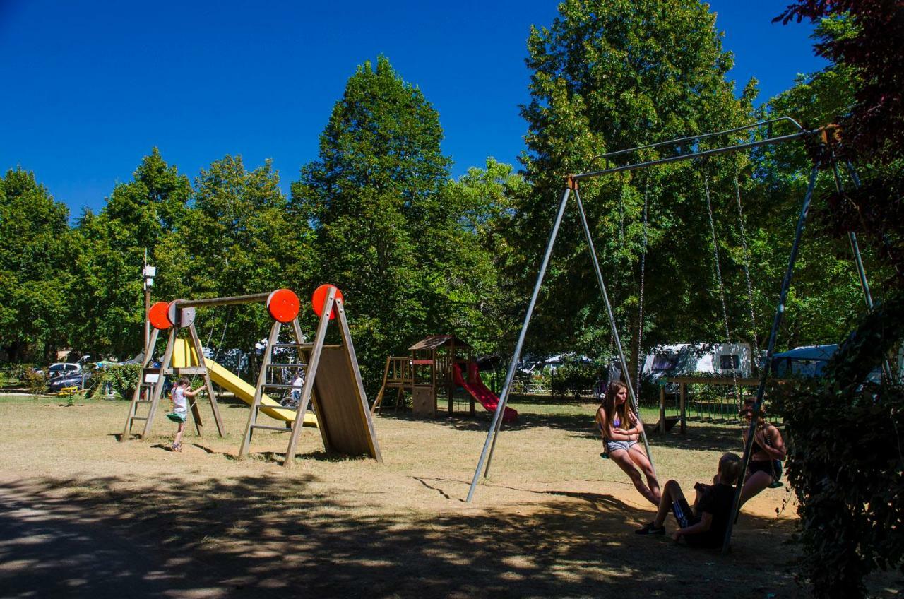 Camping Paradis De Maillac Sainte-Nathalène 외부 사진